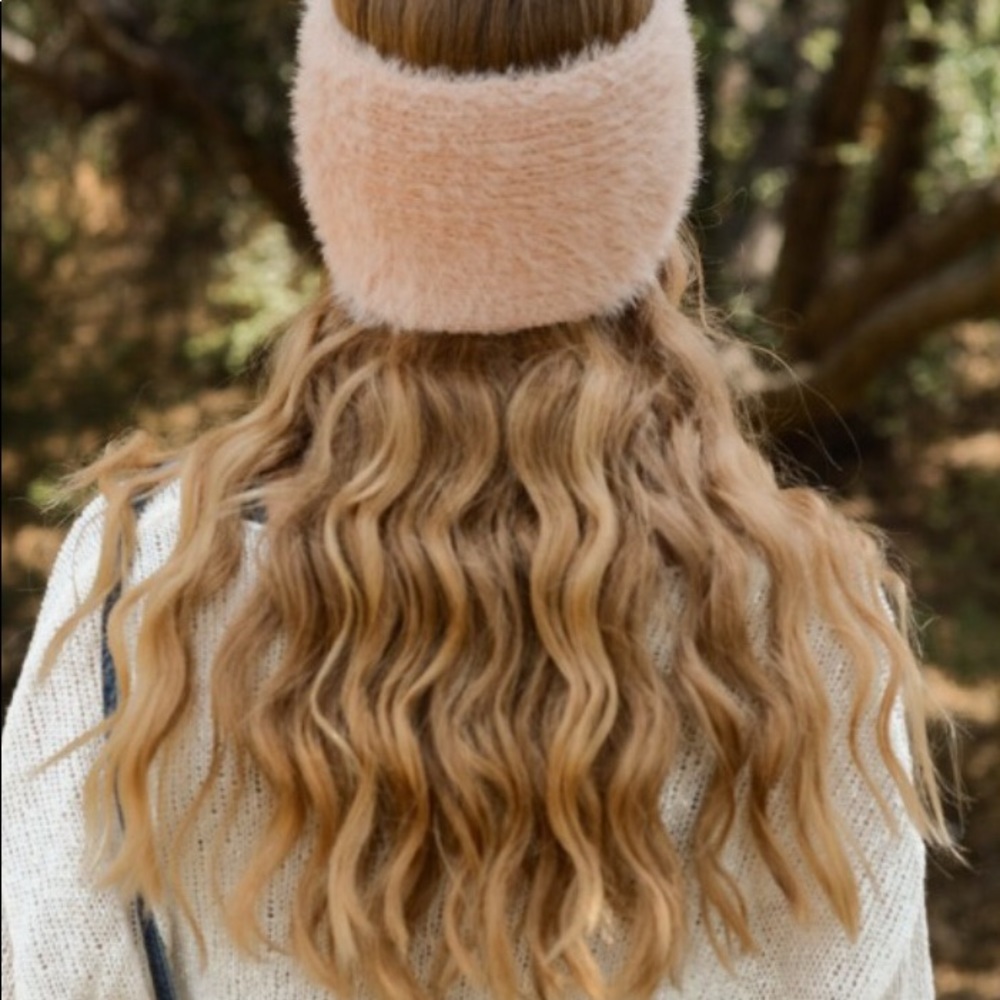 Mohair Bow Headband - Picture 3 of 8